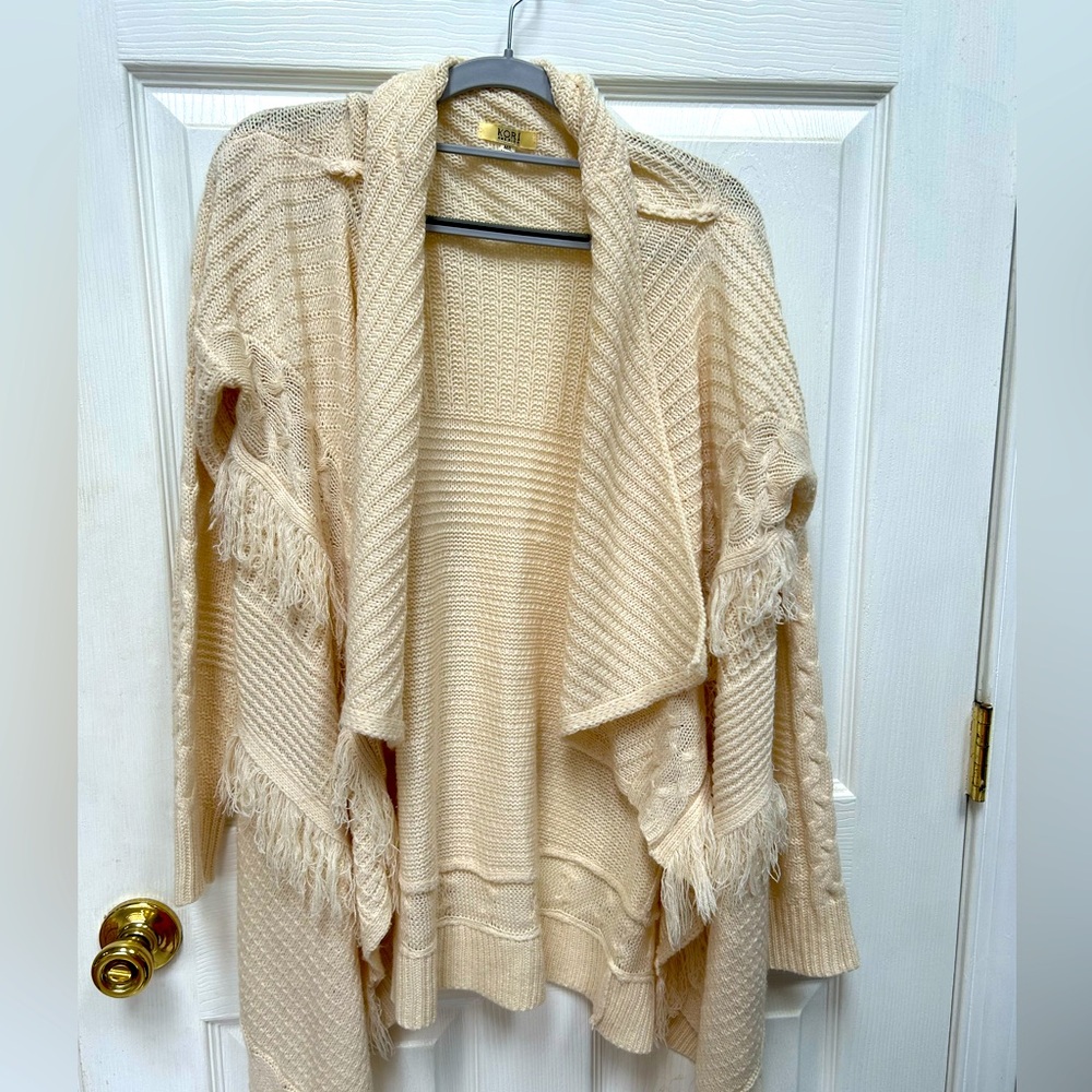 Women’s size M/L casual cardigan by Kori.